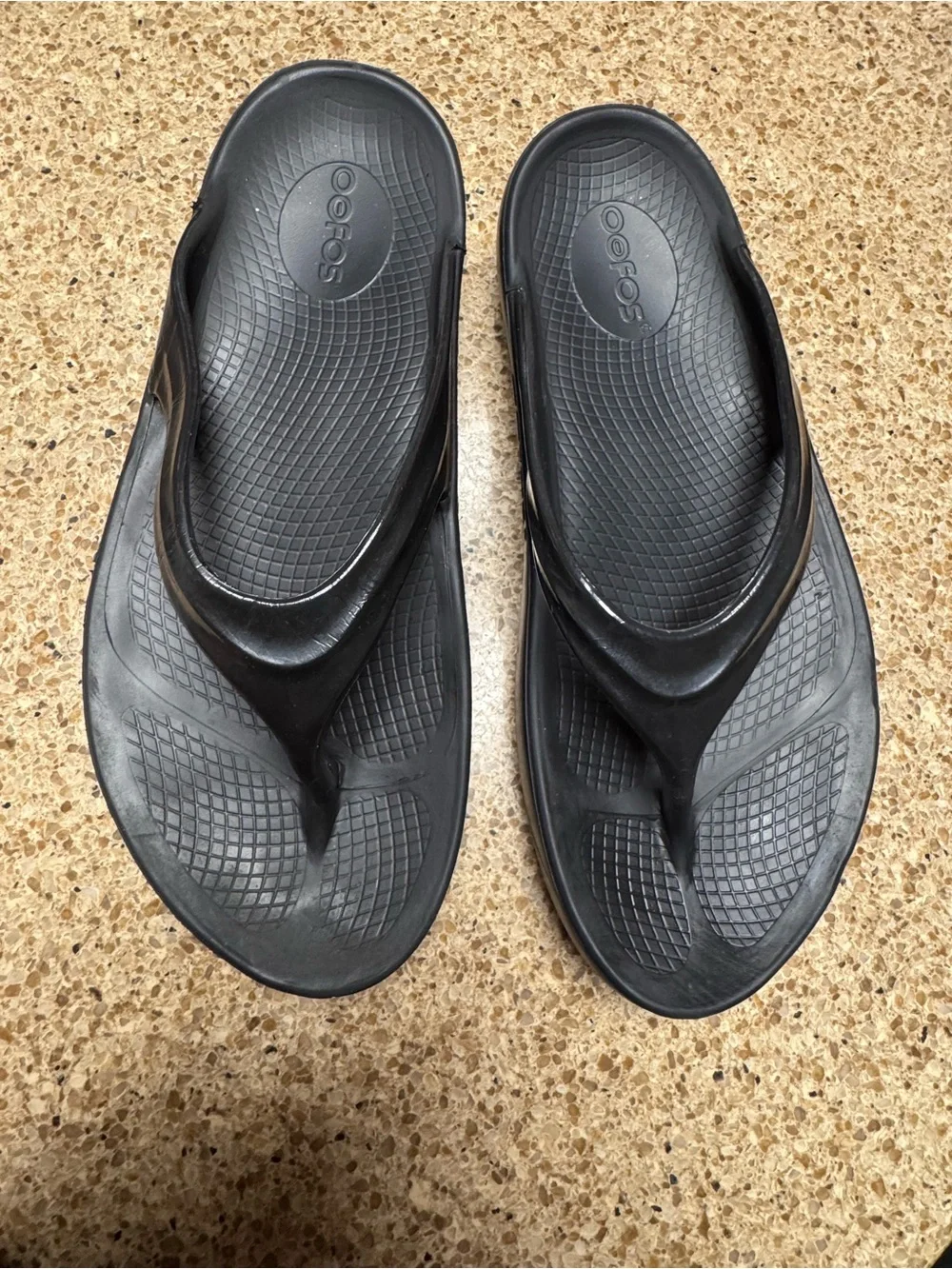 OOFOS comfort focused